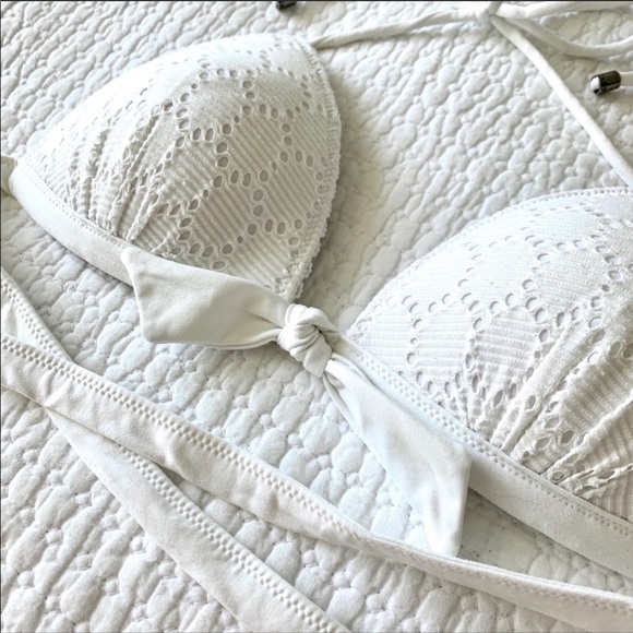 Abercrombie Crochet Bikini Set - Picture 3 of 4